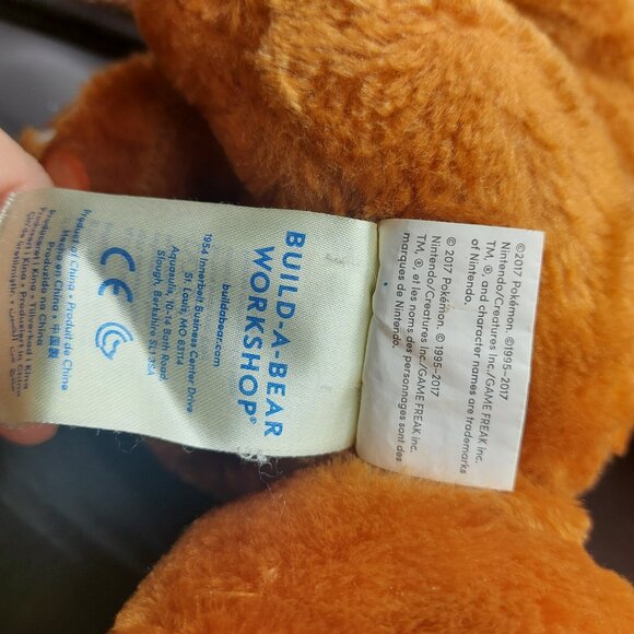 2017 Build A Bear Eevee Pokémon Plush w/ Poke Ball Pajama Outfit - Picture 8 of 11